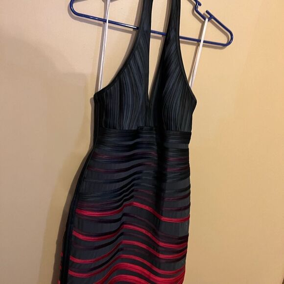 Halston Heritage Ombre Body Con Halter Dress 6 - Picture 8 of 12